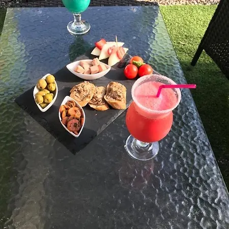 Human Restaurant Park Villecroze