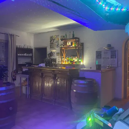 Hotel Human Restaurant Park Villecroze
